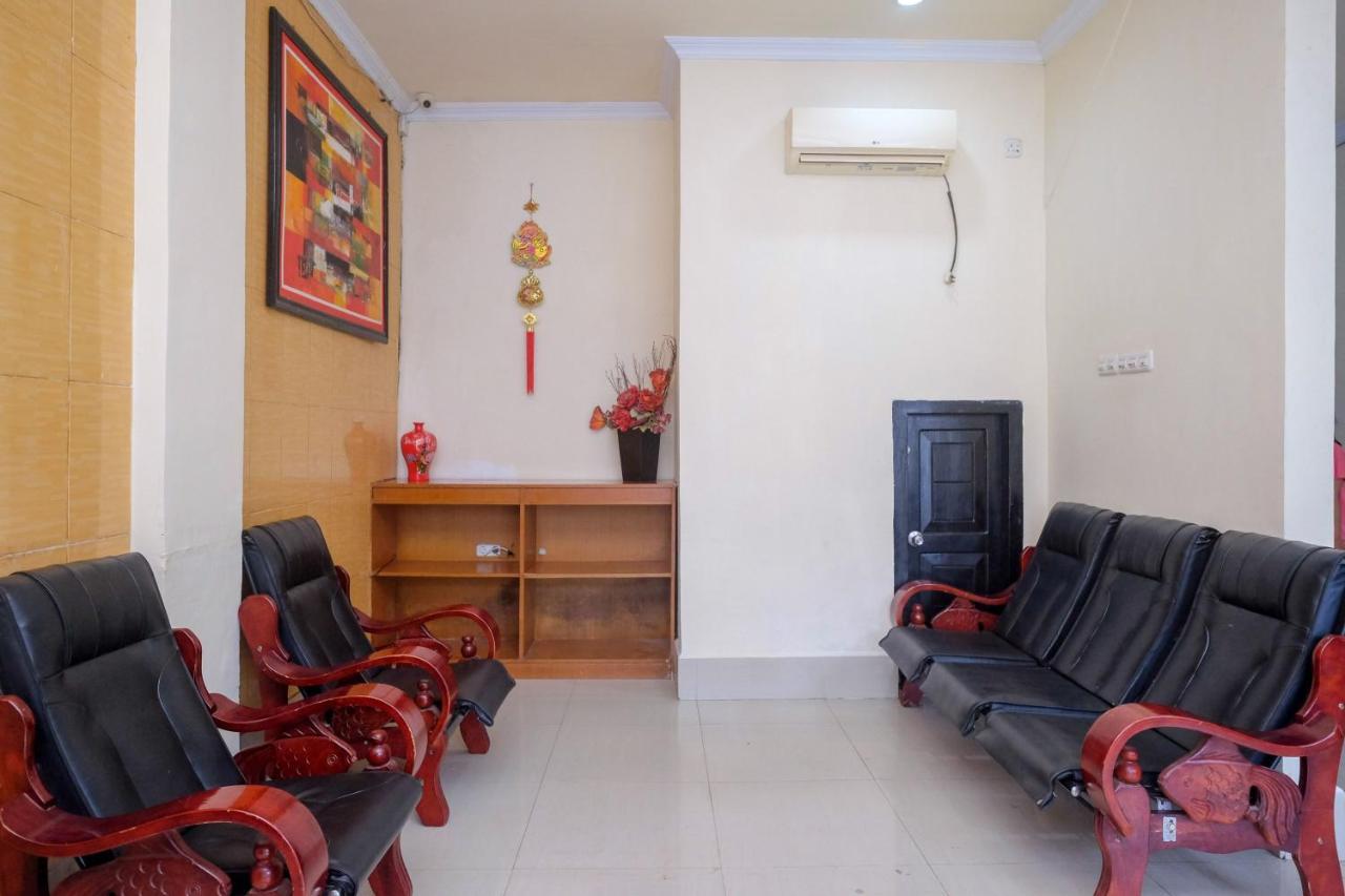 Reddoorz At Hotel Rich Parepare Near Pantai Mattirotasi 外观 照片