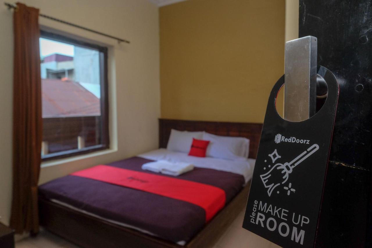 Reddoorz At Hotel Rich Parepare Near Pantai Mattirotasi 外观 照片