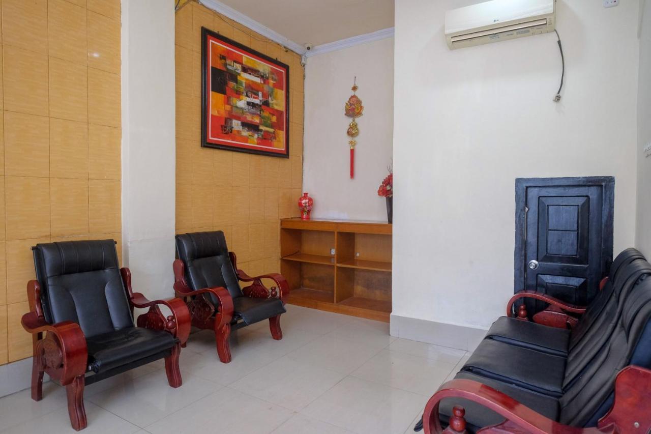 Reddoorz At Hotel Rich Parepare Near Pantai Mattirotasi 外观 照片