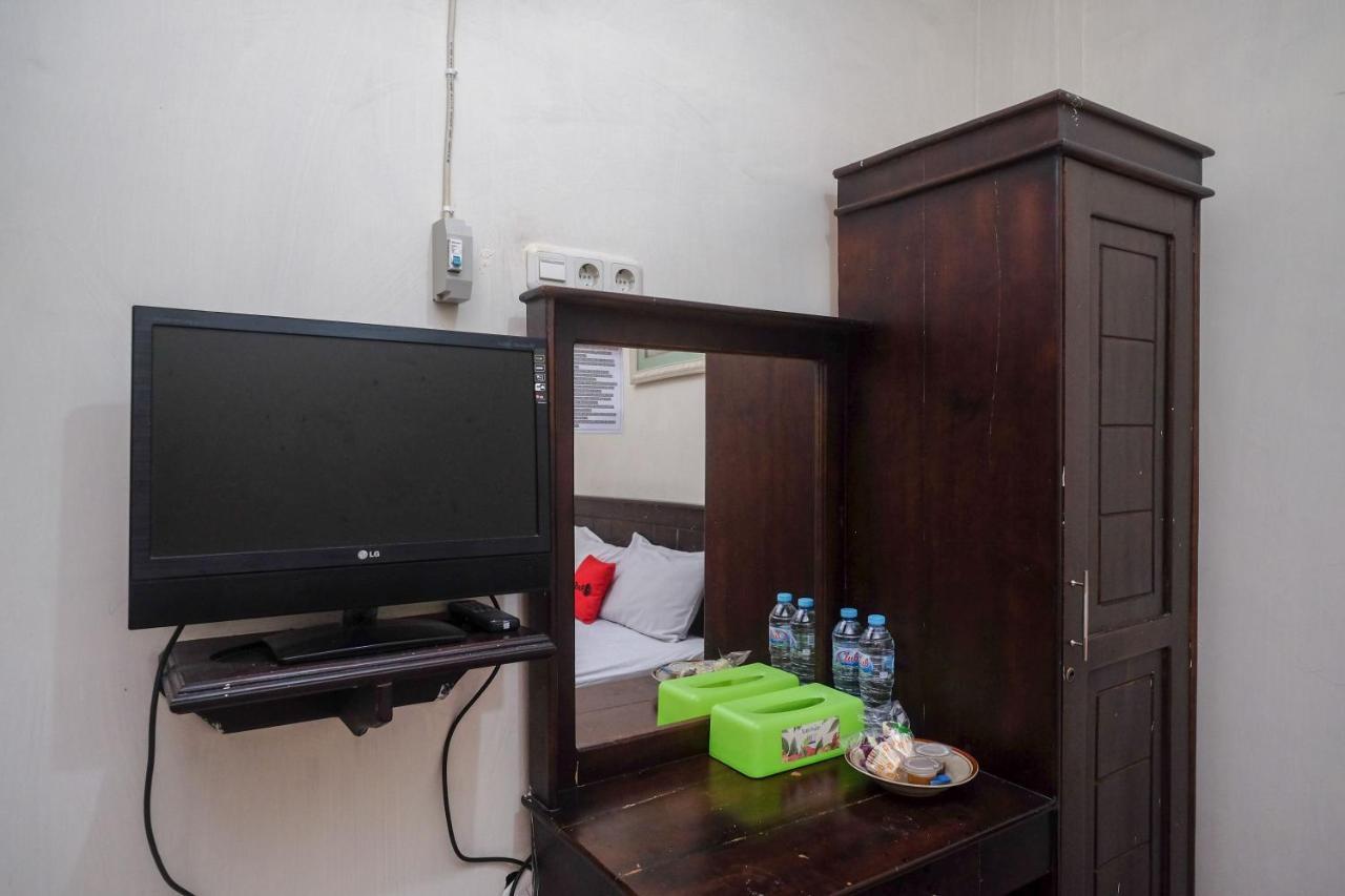 Reddoorz At Hotel Rich Parepare Near Pantai Mattirotasi 外观 照片