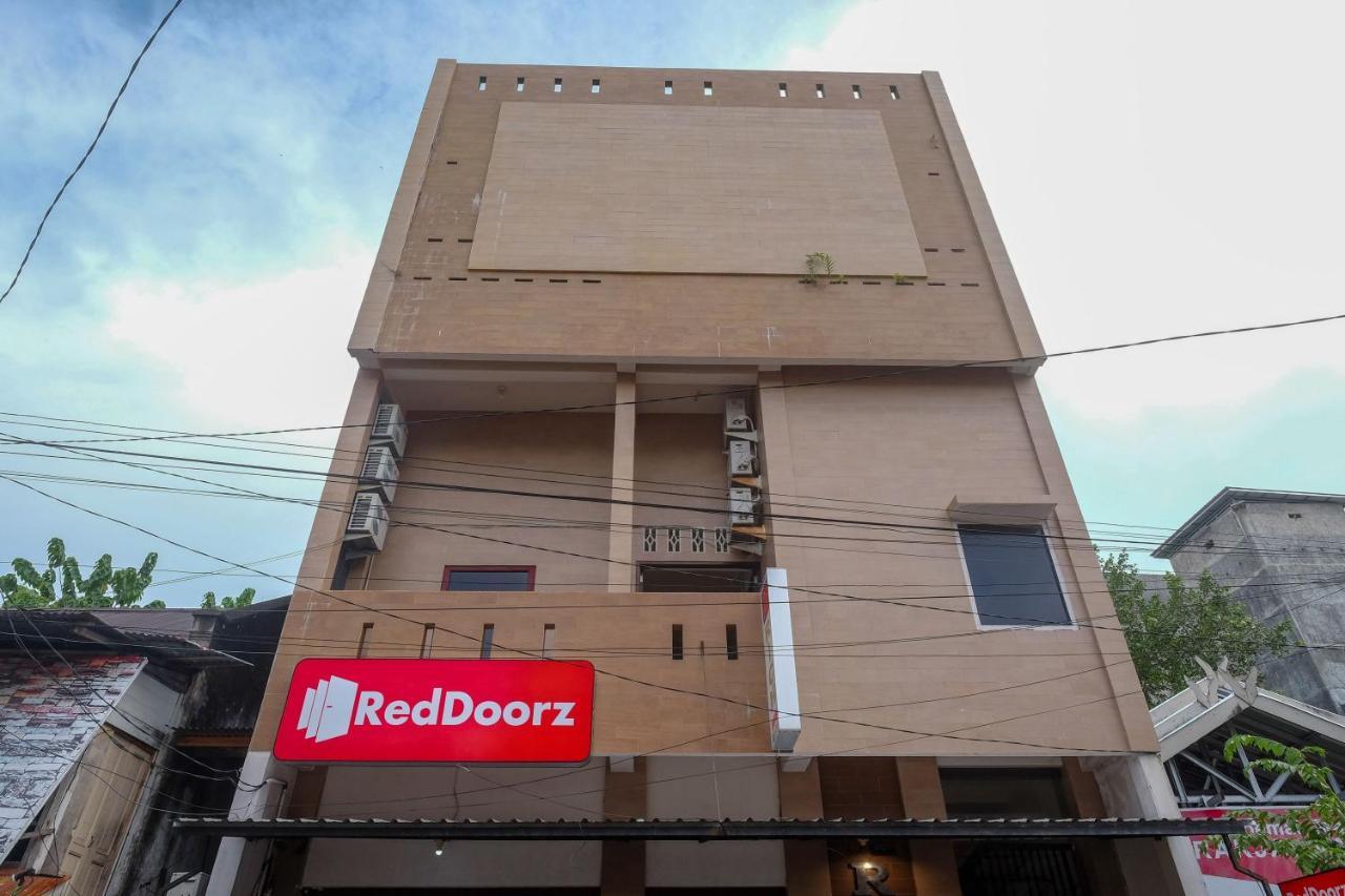 Reddoorz At Hotel Rich Parepare Near Pantai Mattirotasi 外观 照片